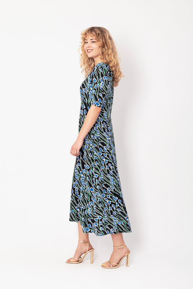 ANITA DRESS WILD BLOOM BLACK - WE BANDITS