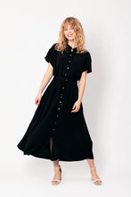 Laden Sie das Bild in den Galerie-Viewer, KIMMY DRESS BLACK - WE BANDITS