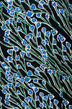 Laden Sie das Bild in den Galerie-Viewer, KIMMY DRESS WILD BLOOM BLACK - WE BANDITS