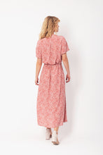 Laden Sie das Bild in den Galerie-Viewer, KIMMY DRESS MEADOW DESERT ROSE - WE BANDITS