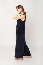 Laden Sie das Bild in den Galerie-Viewer, KASIA TOP DARK NAVY - WE BANDITS
