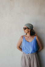 Laden Sie das Bild in den Galerie-Viewer, CARLA TOP APENNINE BLUE  - WE BANDITS
