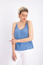 Laden Sie das Bild in den Galerie-Viewer, CARLA TOP APENNINE BLUE  - WE BANDITS