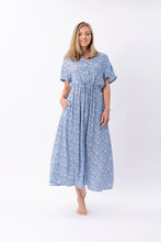Laden Sie das Bild in den Galerie-Viewer, KIMMY DRESS FLEUR DE SEL BLUE - WE BANDITS