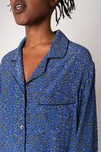 Laden Sie das Bild in den Galerie-Viewer, SELMA PYJAMA BLUE DOTS SET - WE BANDITS
