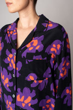 Laden Sie das Bild in den Galerie-Viewer, SELMA PYJAMA FLOWER PUNCH BLACK SET - WE BANDITS