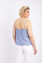 Laden Sie das Bild in den Galerie-Viewer, CARLA TOP FLEUR DE SEL BLUE  - WE BANDITS