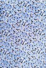 Laden Sie das Bild in den Galerie-Viewer, CARLA TOP FLEUR DE SEL BLUE  - WE BANDITS