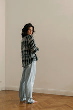 Laden Sie das Bild in den Galerie-Viewer, CHIARA BLOUSE STALACTITE BLUE - WE BANDITS