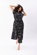Laden Sie das Bild in den Galerie-Viewer, KIMMY DRESS CUBE BLACK - WE BANDITS