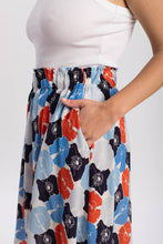 Laden Sie das Bild in den Galerie-Viewer, LARA SKIRT BOTANICAL GARDEN BLUE  - WE BANDITS