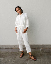 Laden Sie das Bild in den Galerie-Viewer, ROCKET JUMPSUIT WHITE - WE BANDITS