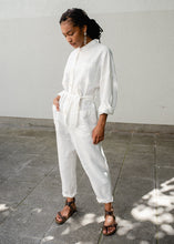 Laden Sie das Bild in den Galerie-Viewer, ROCKET JUMPSUIT WHITE - WE BANDITS