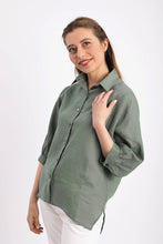 Laden Sie das Bild in den Galerie-Viewer, SUSA BLOUSE MOSS GREEN - WE BANDITS