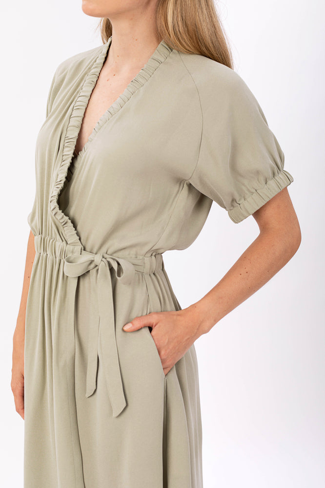 TAYLOR DRESS ARTICHOKE GREEN - WE BANDITS