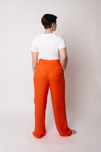Laden Sie das Bild in den Galerie-Viewer, MARA PANTS EMBER ORANGE  - WE BANDITS