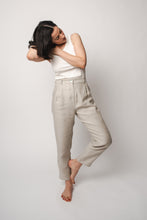 Laden Sie das Bild in den Galerie-Viewer, MEL PANTS OATMEAL  - WE BANDITS