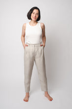 Laden Sie das Bild in den Galerie-Viewer, MEL PANTS OATMEAL  - WE BANDITS