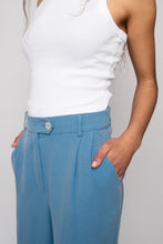 Laden Sie das Bild in den Galerie-Viewer, SINE SHORTS ARCTIC BLUE - WE BANDITS