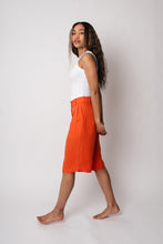 Laden Sie das Bild in den Galerie-Viewer, SINE SHORTS EMBER ORANGE - WE BANDITS