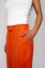 Laden Sie das Bild in den Galerie-Viewer, SINE SHORTS EMBER ORANGE - WE BANDITS