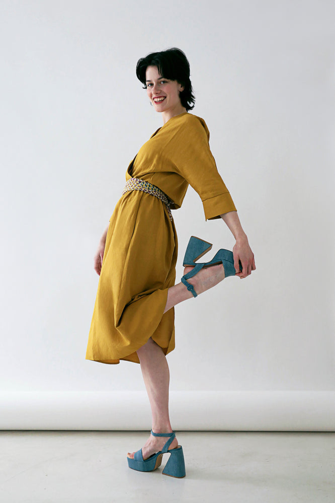 FRIEDA DRESS GOLDEN OLIVE - WE BANDITS