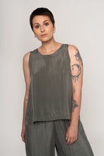 Load image into Gallery viewer, KASIA TOP KHAKI - WE BANDITS

