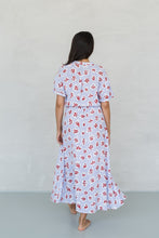 Laden Sie das Bild in den Galerie-Viewer, KIMMY DRESS FLOWER PUNCH LILAC - WE BANDITS
