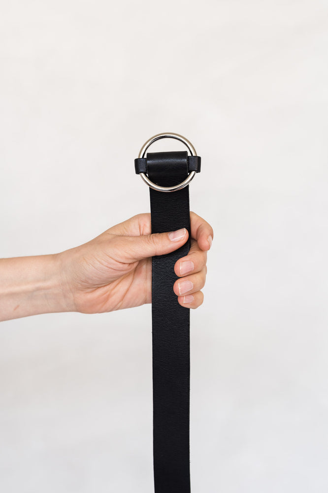 SIA LEATHER BELT BLACK/SILVER - WE BANDITS